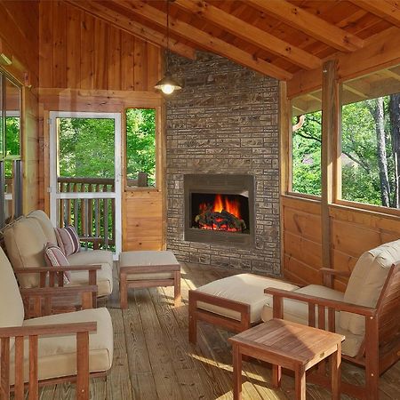 Four Seasons Holiday Home Gatlinburg Εξωτερικό φωτογραφία